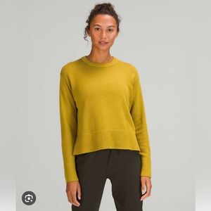 Lululemon Cashlu boxy crew neck sweater